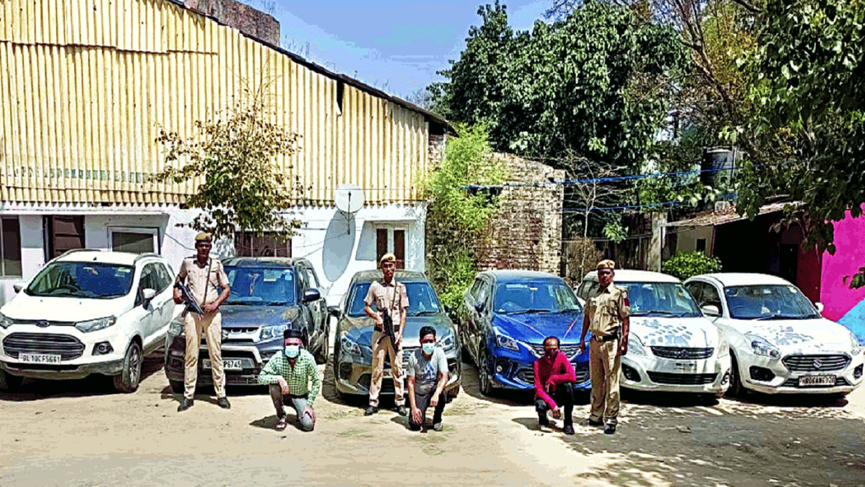 Delhi Police arrested one vehicle thief and two receivers six luxury vehicles recovered