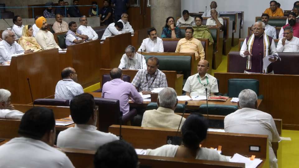 Anil Vij raised issue of new capital during special session of Haryana Assembly