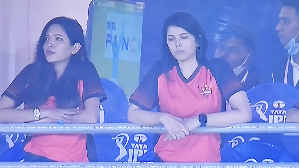 SRH vs LSG IPL 2022: Lucknow Supergiants defeats Sunrisers Hyderabad Photos Kavya Maran Sad photos; Manish Pandey Wife Ashrita Shetty photos T Natarajan Birthday Yorker Krunal Pandya bowled Photos IPL 2022 Match Avesh Khan