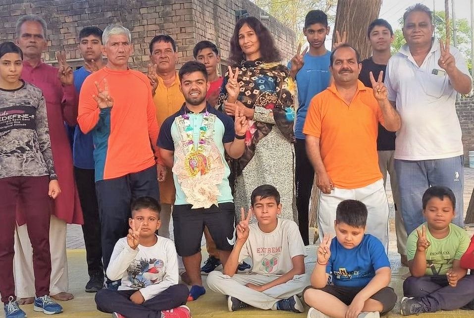 Navdeep won gold medal in Para National Championship