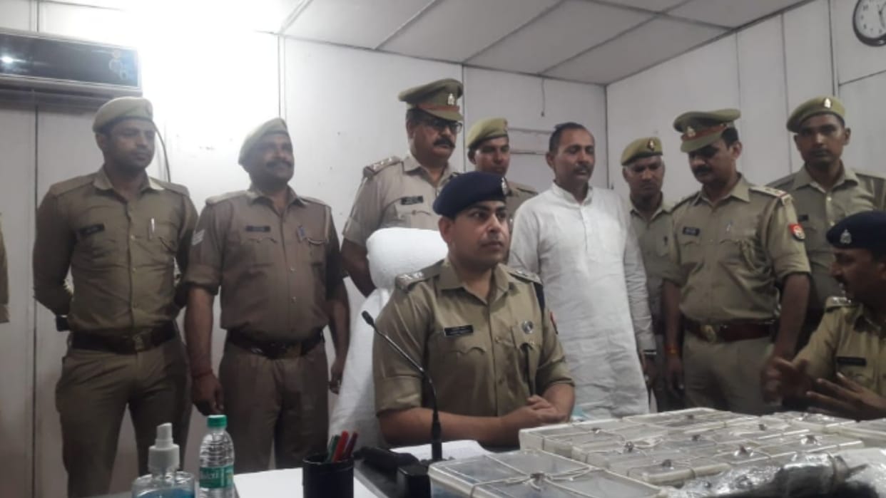 UP: criminals are Using modern weapons in crimes, modern weapons have been caught earlier in shamli district of UP