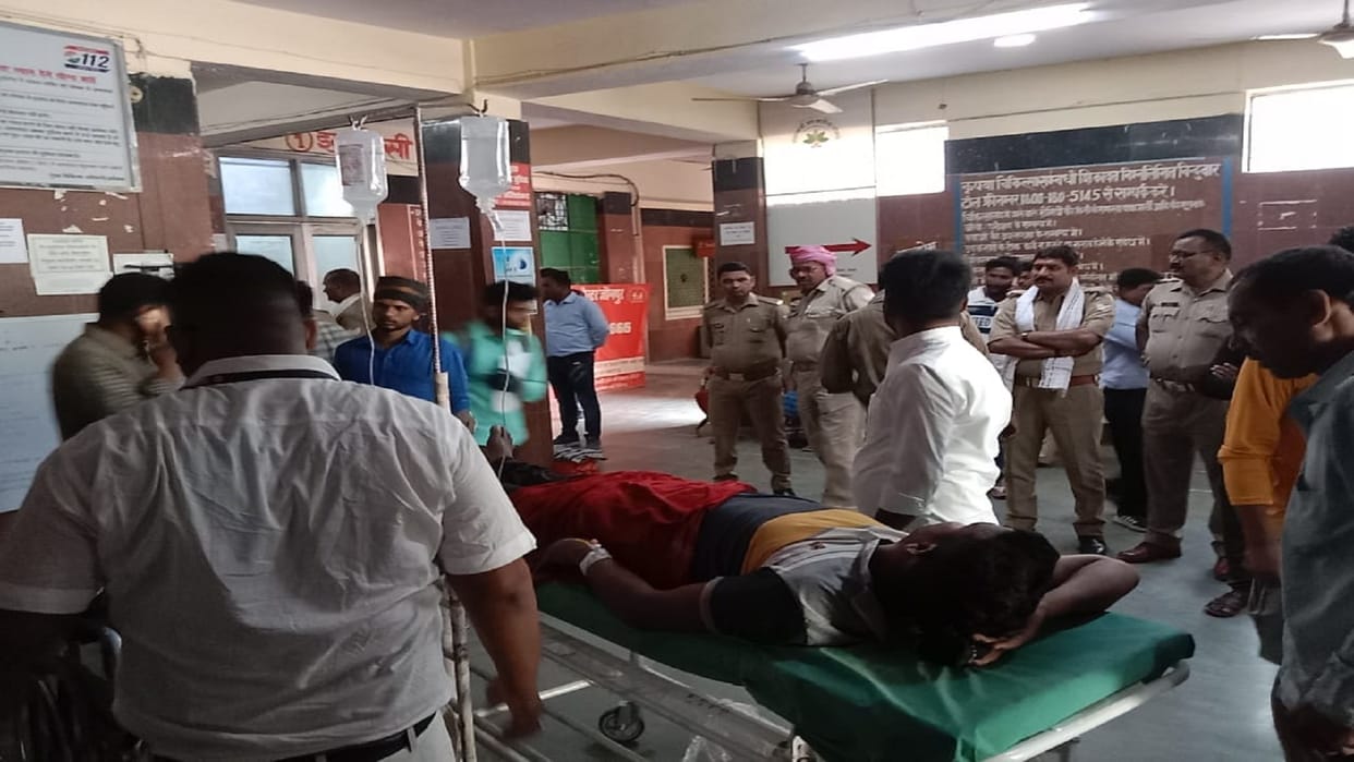 Villagers shot for protesting against drinking ganja at the temple in jaunpur