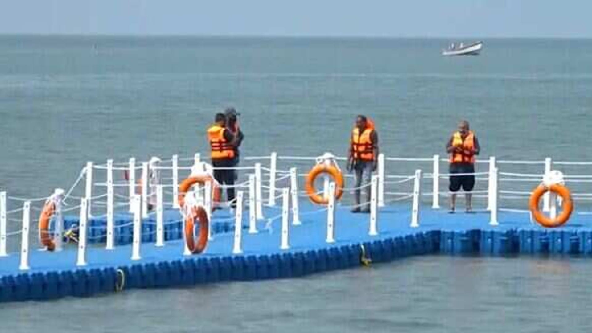 Travel Trip India Floating Bridge Situated at Beypore Kozhikode Beach Kerala