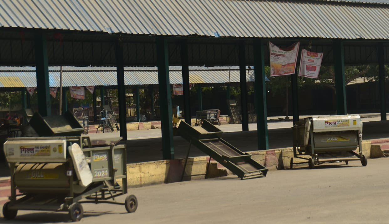 Government center heard, arrival of wheat on the feet of traders