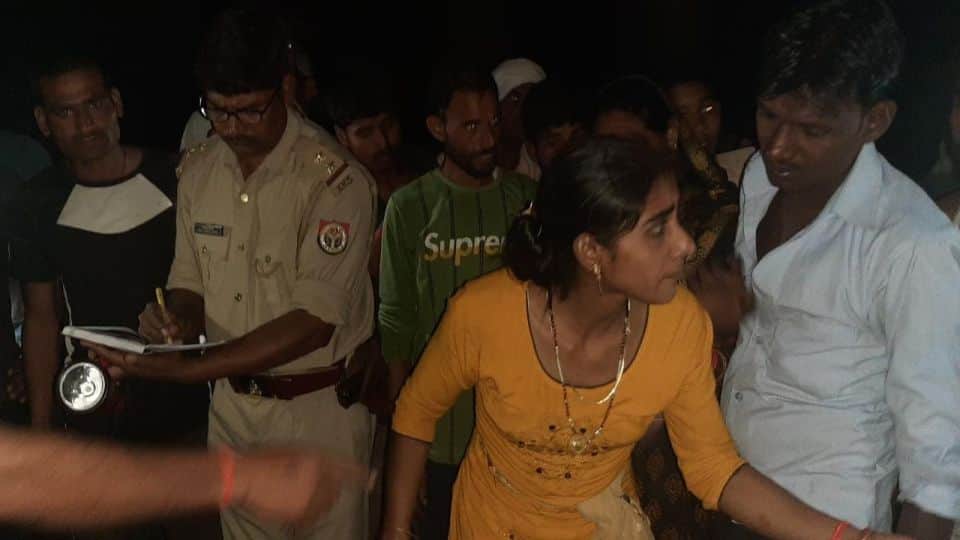 mainpuri road accident four devotees died in tractor trolley overturned at last night