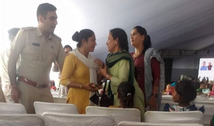 Parents arrived to oppose CM, police detained