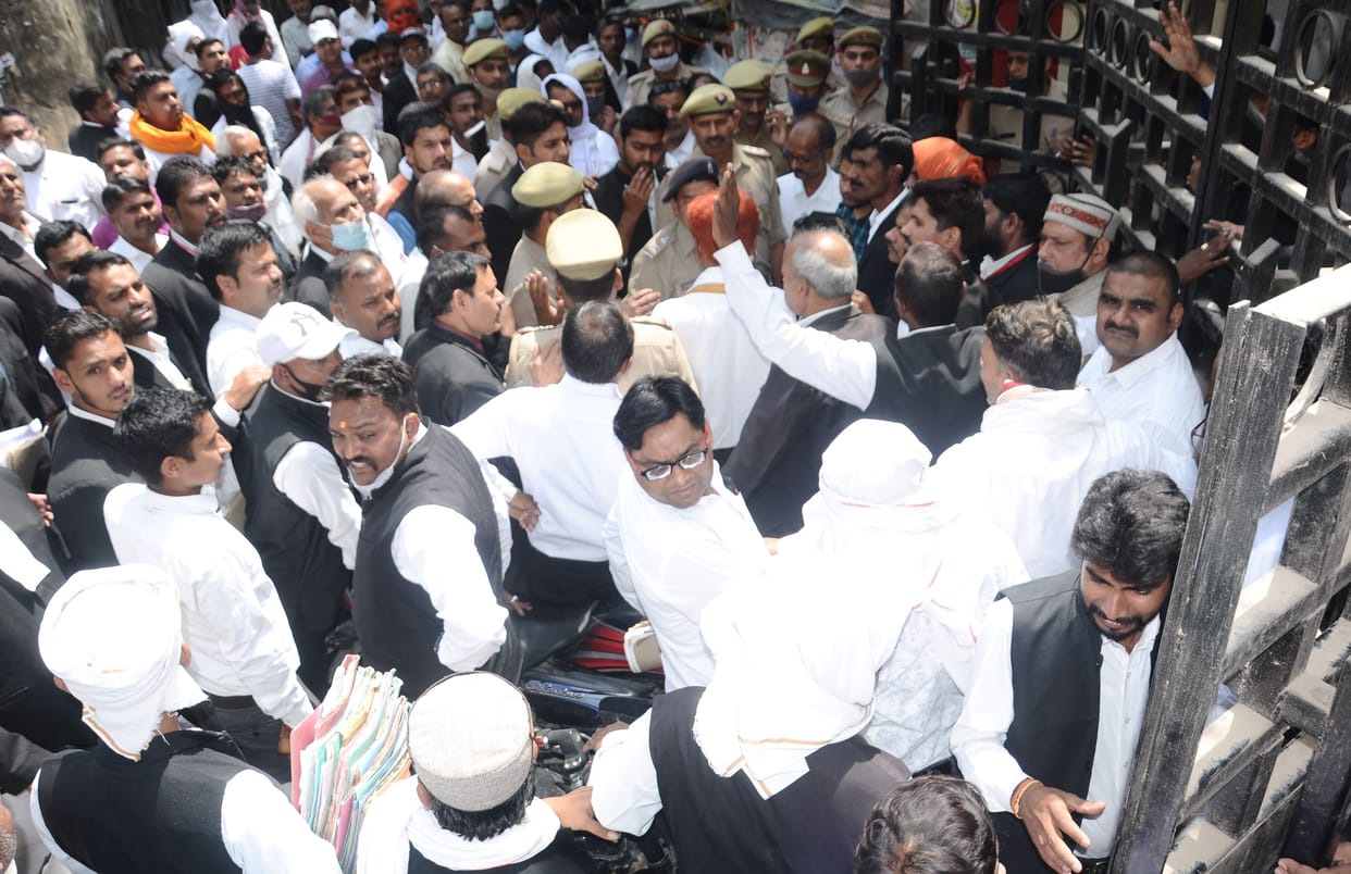 Advocate agitated by the attempt to occupy the partner's land