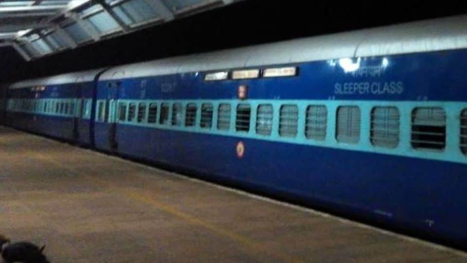 Diwali special trains two will run from Dehradun Uttarakhand news in hindi