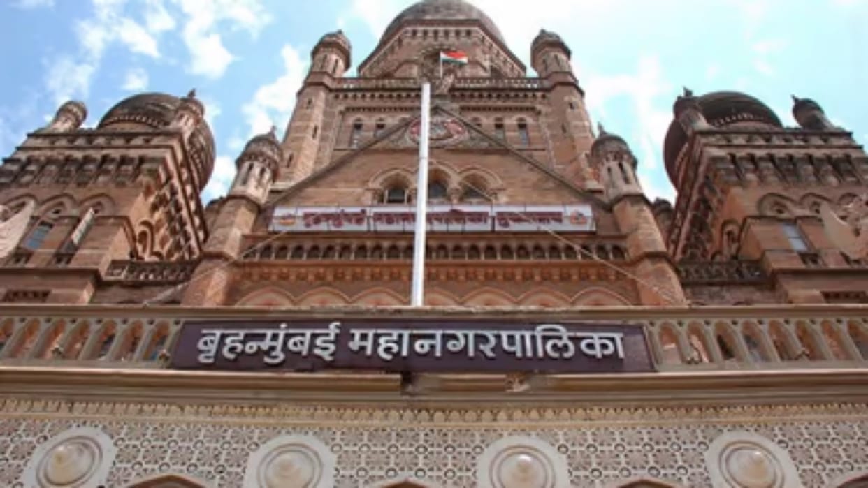 BMC released Circular for schools to make sign board in marathi language