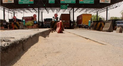 National Highway of potholes: Toll tax is increasing every year, facilities are decreasing