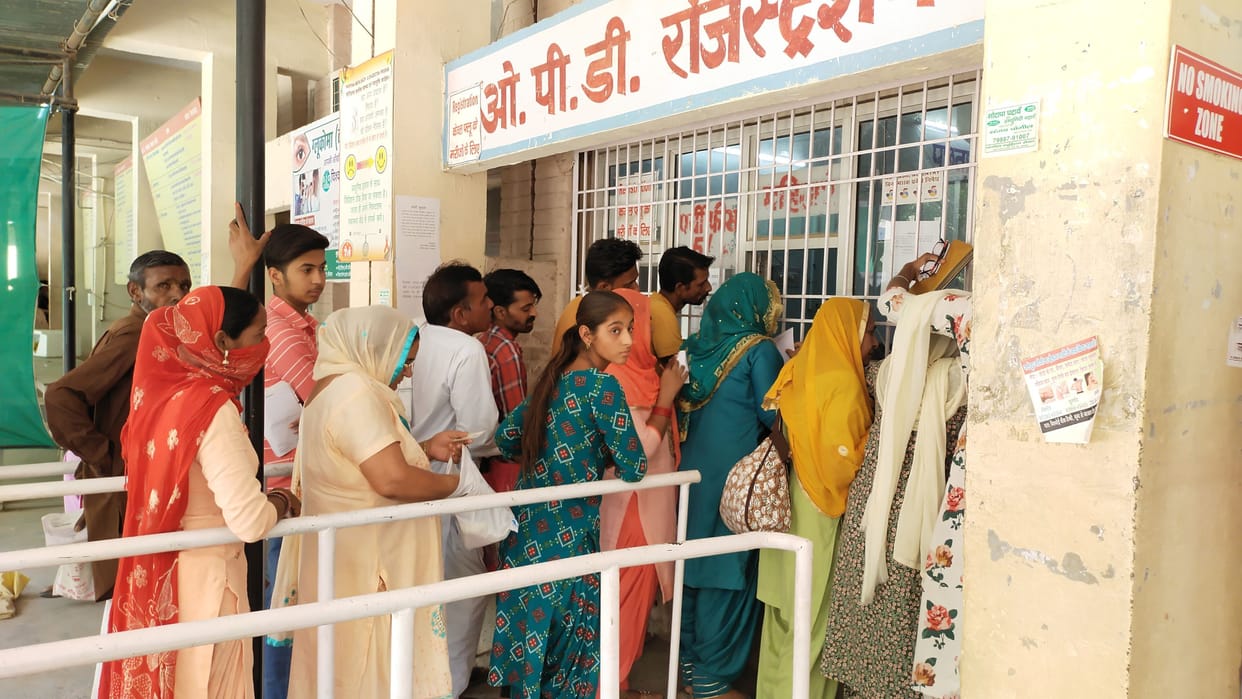 One doctor for 15 thousand people in the district, 63 percent posts are vacant, how to get medical facilities