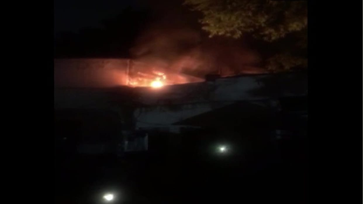 fire that broke out Congress office in New Delhi