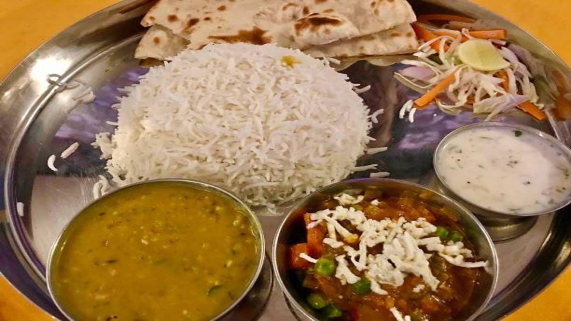 Why 3 Rotis Are Not Served Together in Plate Know Religious Scientific Reason