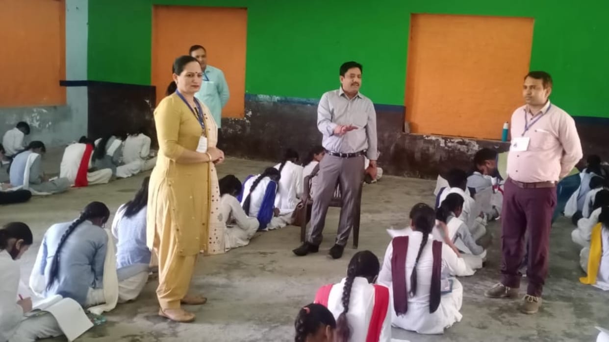 321 copycats were caught in 10th Hindi examination of Haryana Board