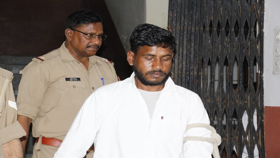 badaun brutal murder case court sentenced to death to roopkishor