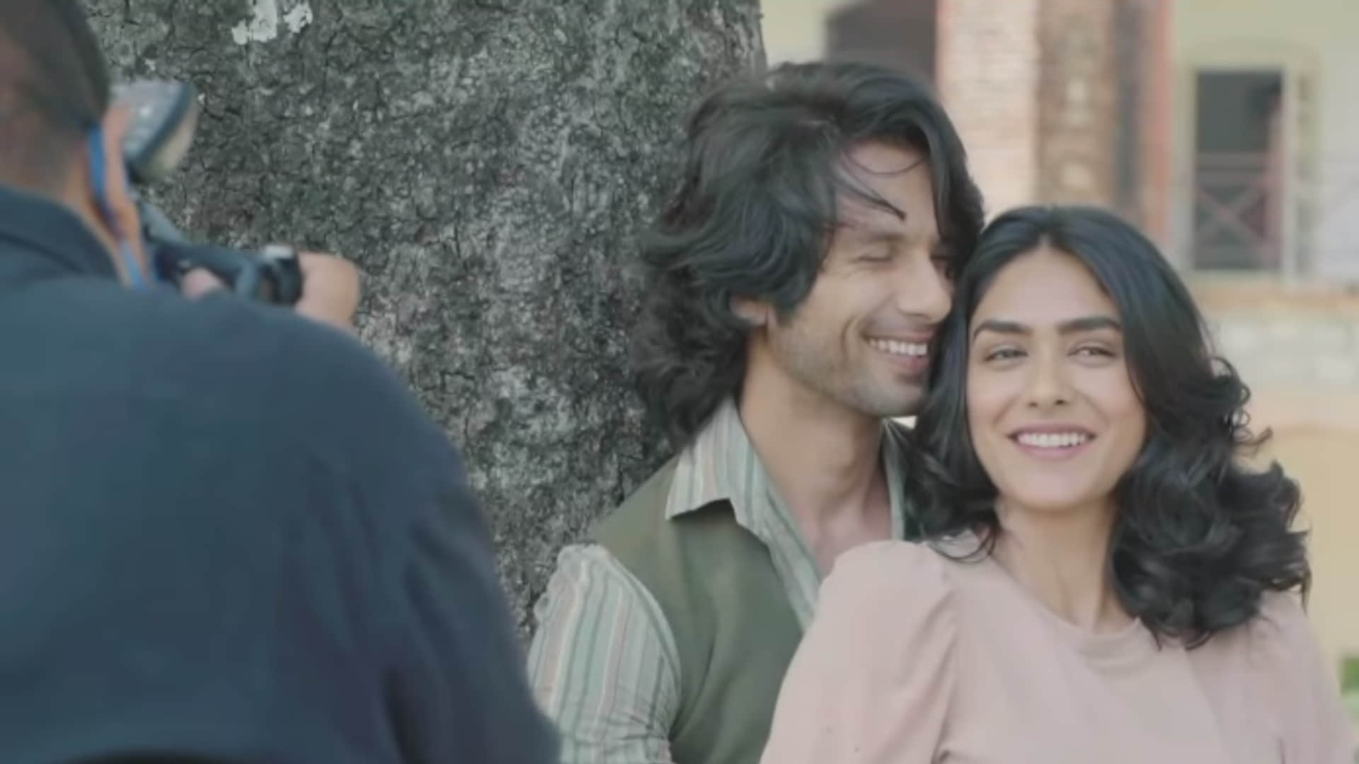 Filmy Wrap kajal aggarwal blessed baby boy Jayeshbhai Jordaar trailer out shahrukh khan upcoming film dunki Alia Bhatt resume work Read 10 big news from the entertainment world