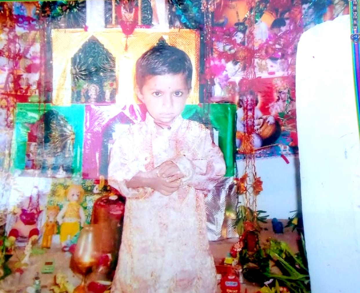 dead body of a child found in banda, police investigation according murder