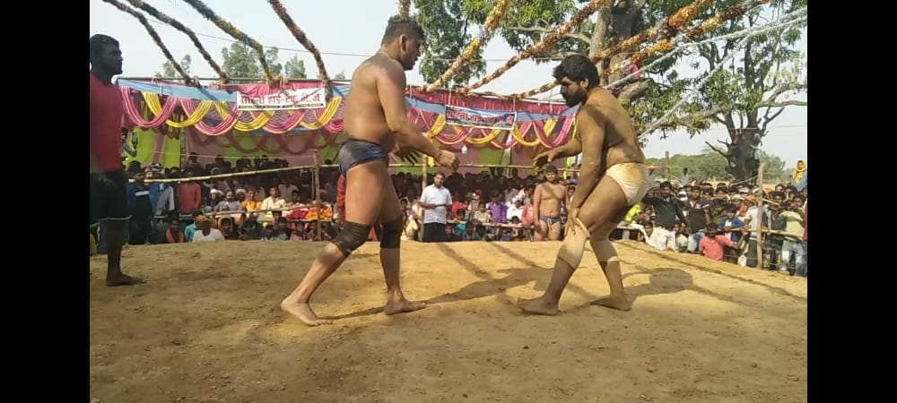 Kasu Pehalwan injures Rajesh of Agra