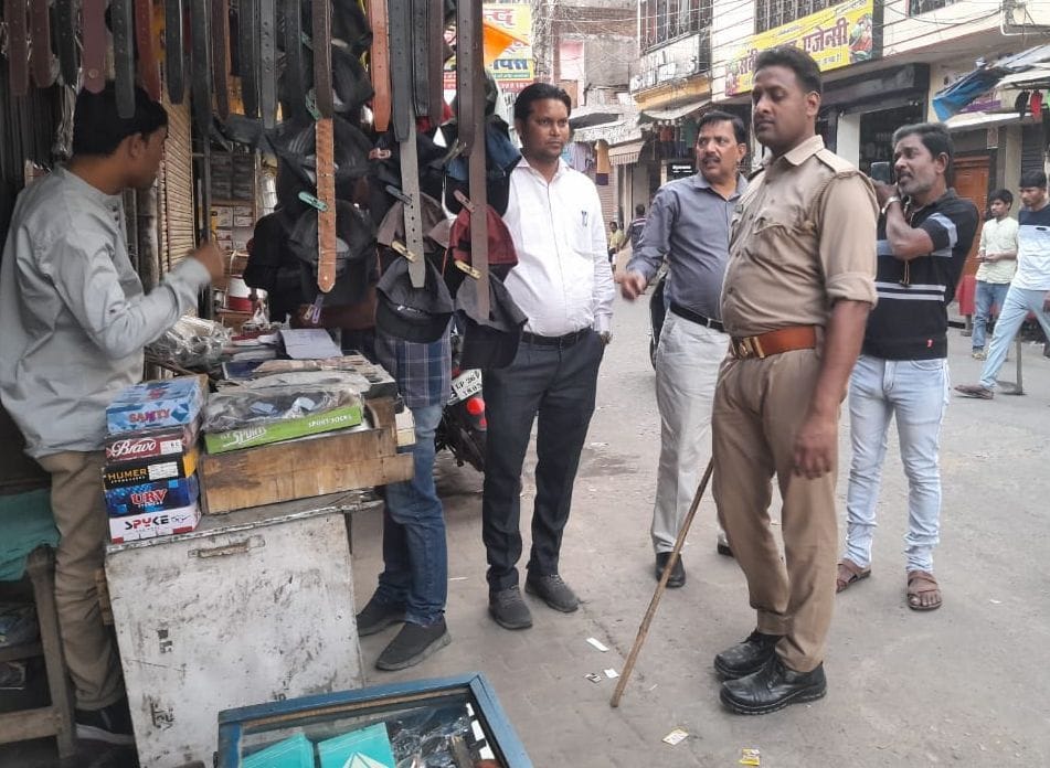 Municipality team removed the encroachment from the footpath