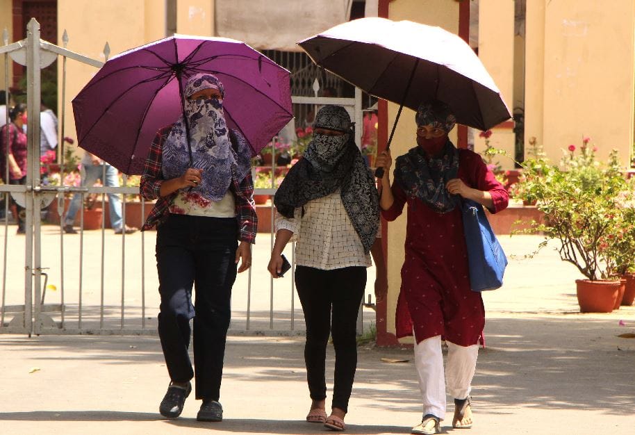 Weather Forecast Today Delhi Heat Wave Update Imd alert Heavy Rain Today In Up And Bihar Weather News In Hindi