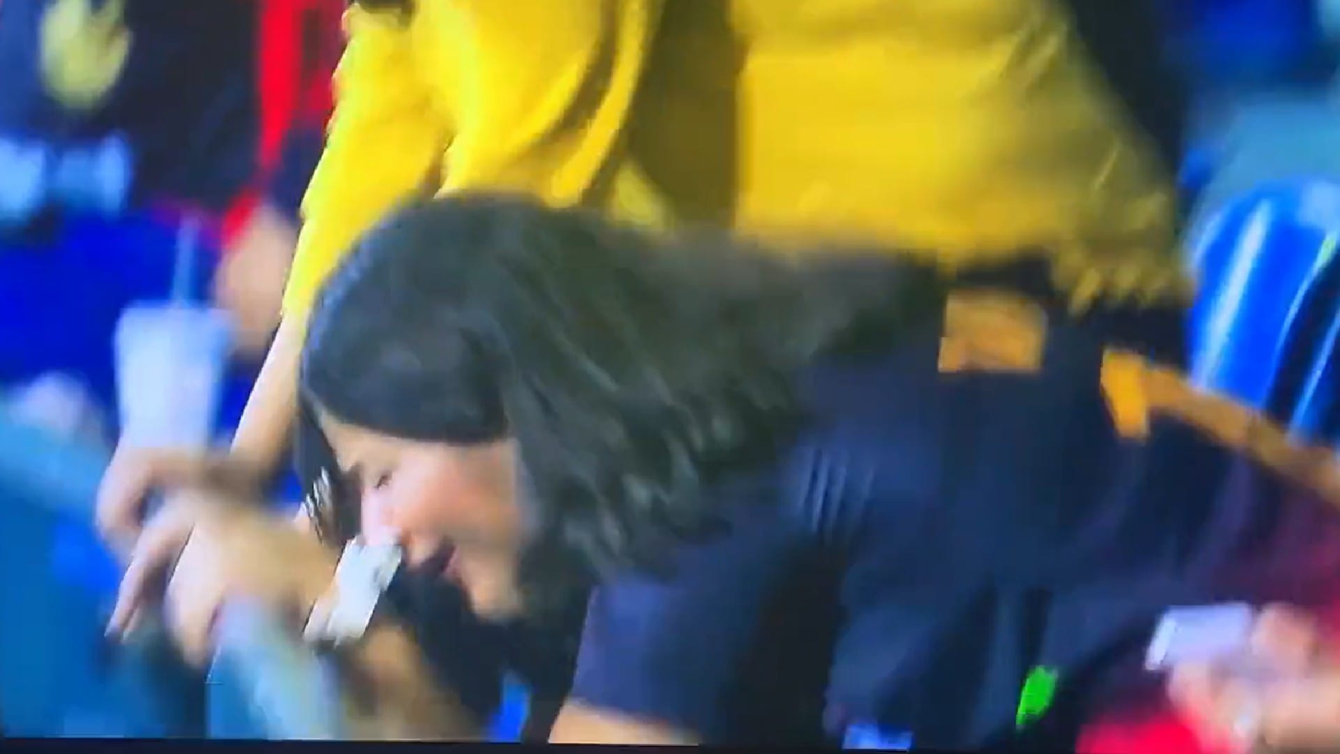 IPL 2022 RCB vs RR Match 13 Highlights Hindi Dhanshree dance and Virat Fans sad on run out