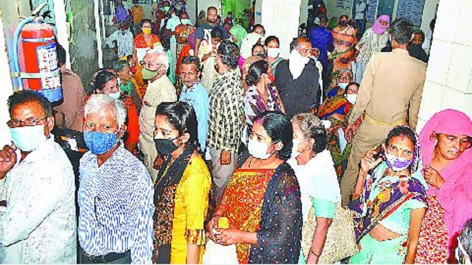 blood pressure is increasing due to heat patients increasing in SN Medical college agra