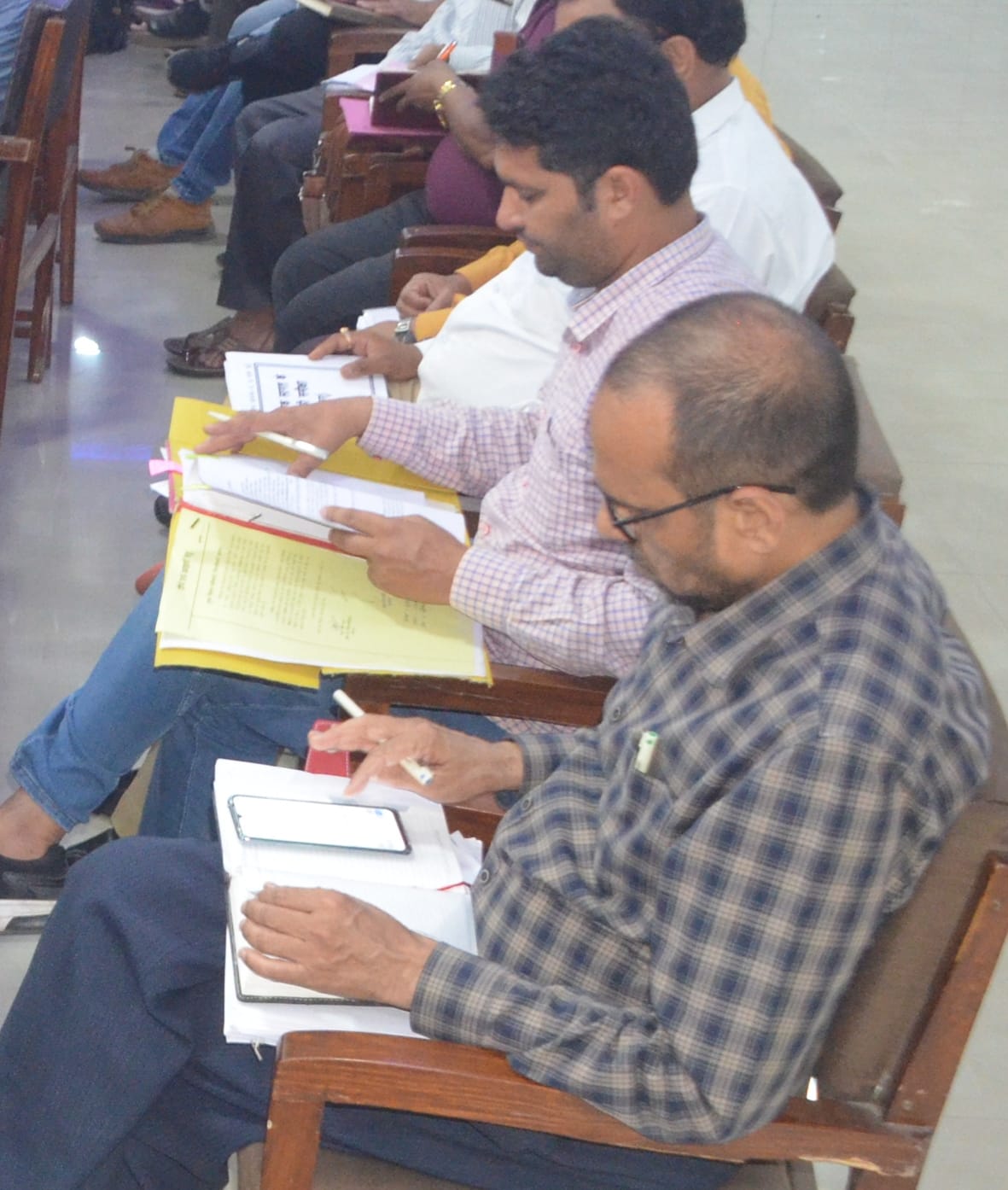 Officers busy on social media in review meeting