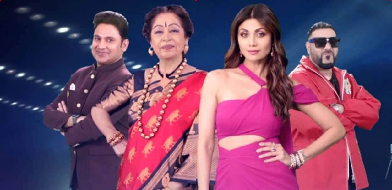 Shilpa Shetty teaches Manoj Muntashir dance steps in India's Got Talent show