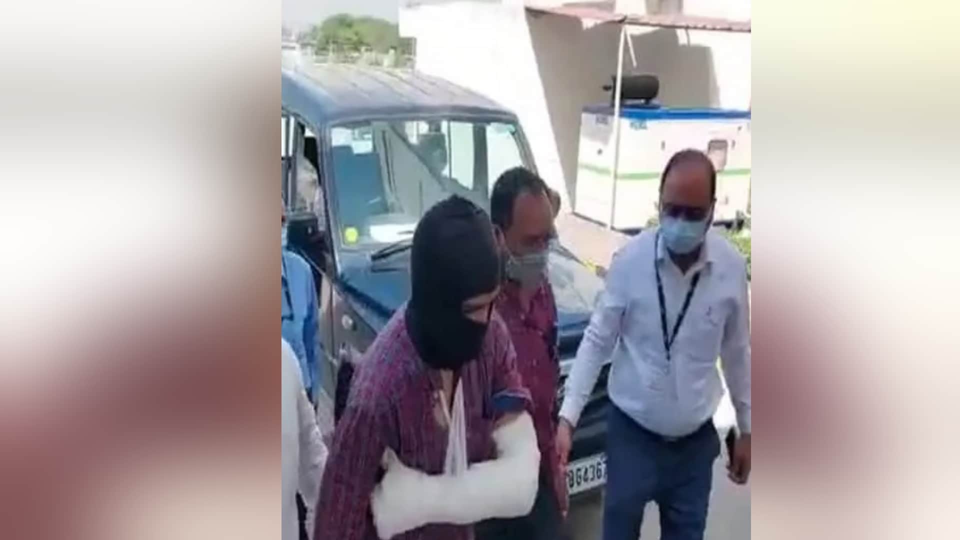 Gorkhnath Mandir Attack ATS engaged in tracing Murtaza source of income