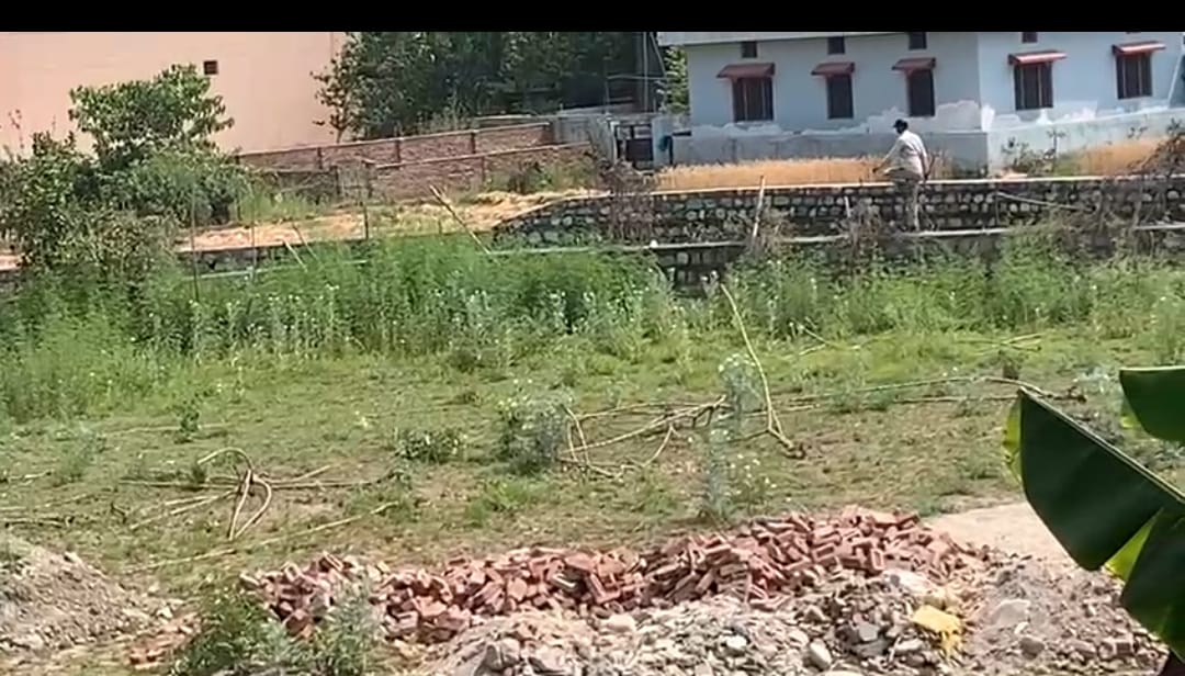 Guldar entered the house, injured the range officer