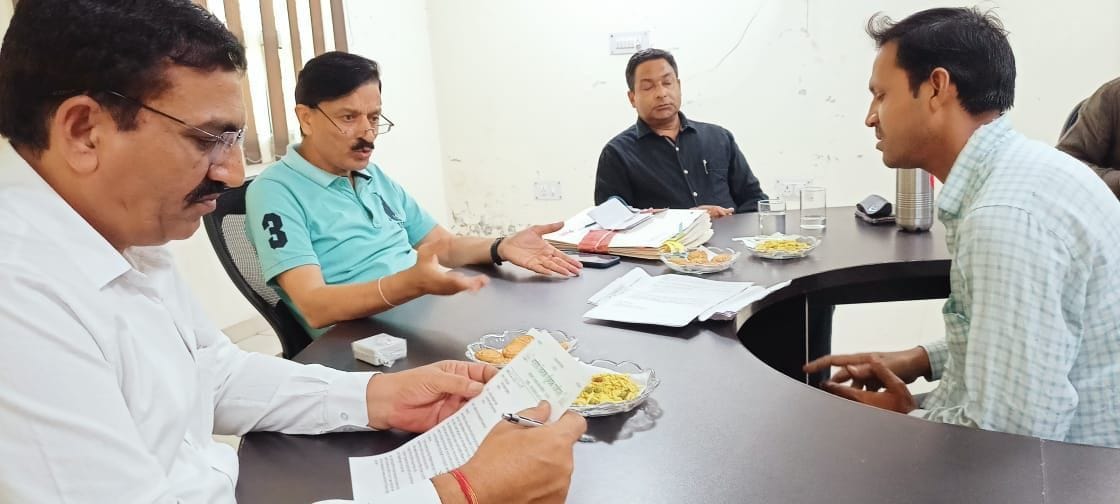 If the officers did not reach the open court, the chairman got angry