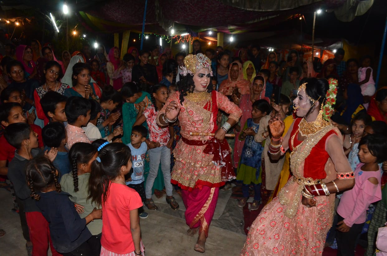 Devotees kept swinging till late night in the awakening of Mahamayi