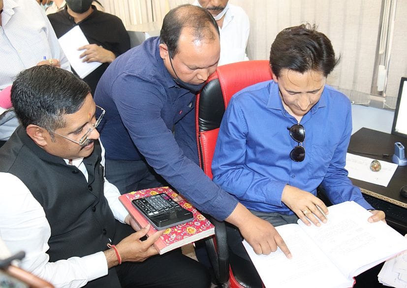 Inspection by Kumaun Commisnor in Rudrapur