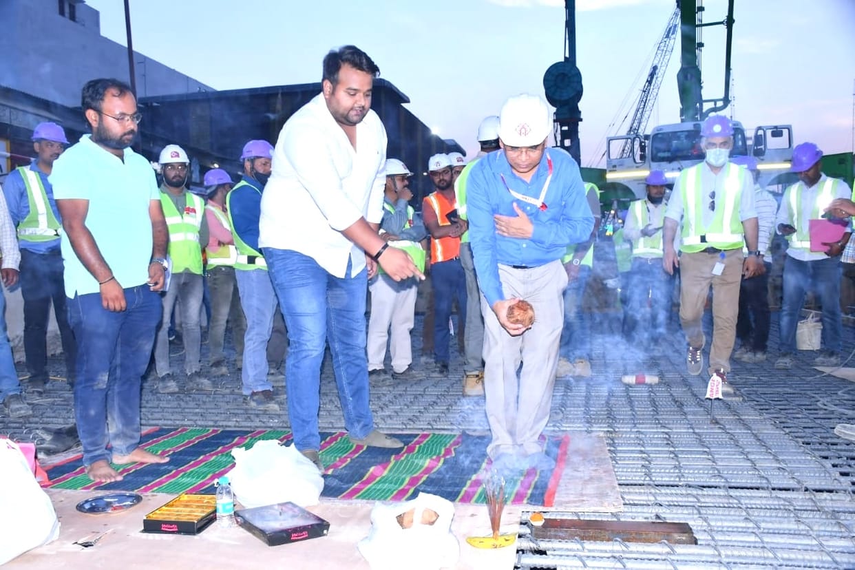 Uttar Pradesh Metro Rail Corporation, kanpur metro, underground metro station construction by top-down system