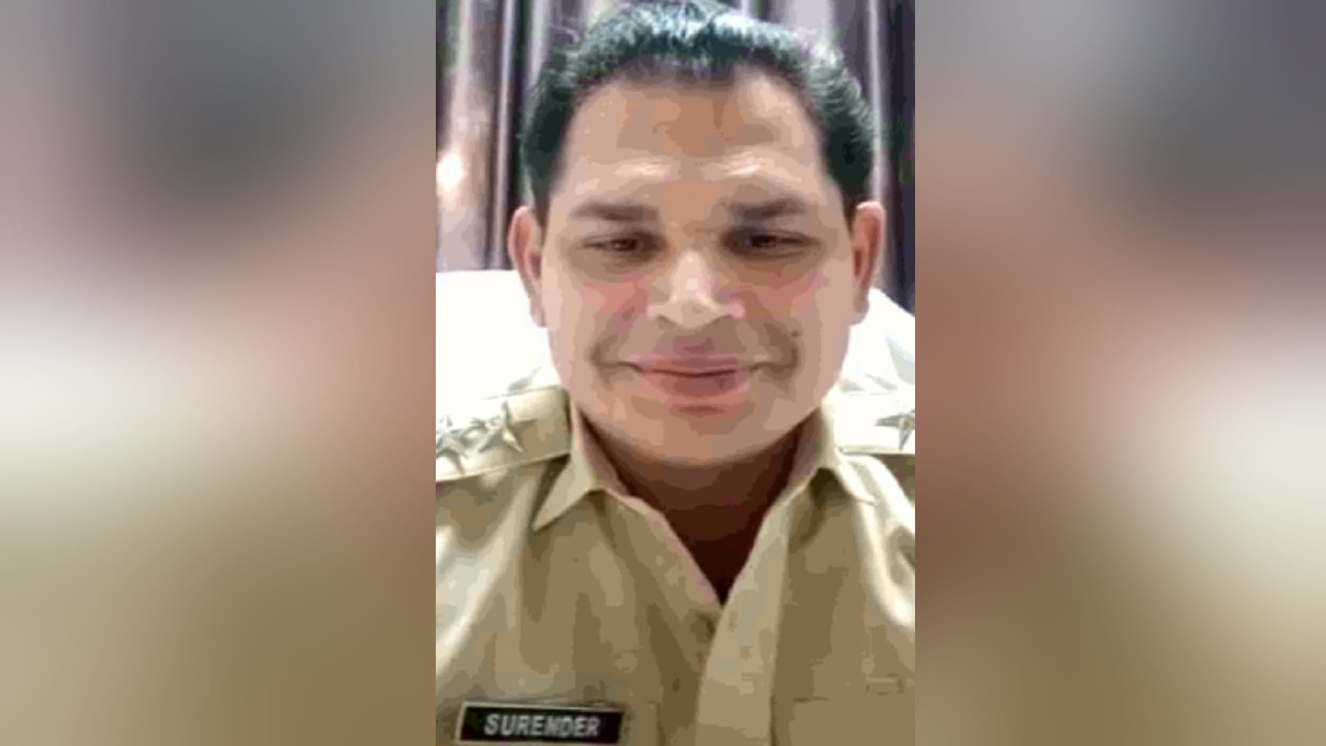 Gurugram chowki incharge create scene in mojo pub after getting intoxicated dance alot then tried to take away girl from club