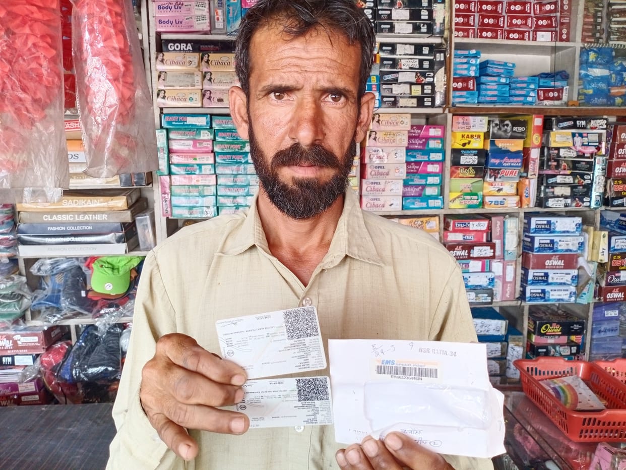 Rickshaw driver became owner of Ritz car and Activa without buying