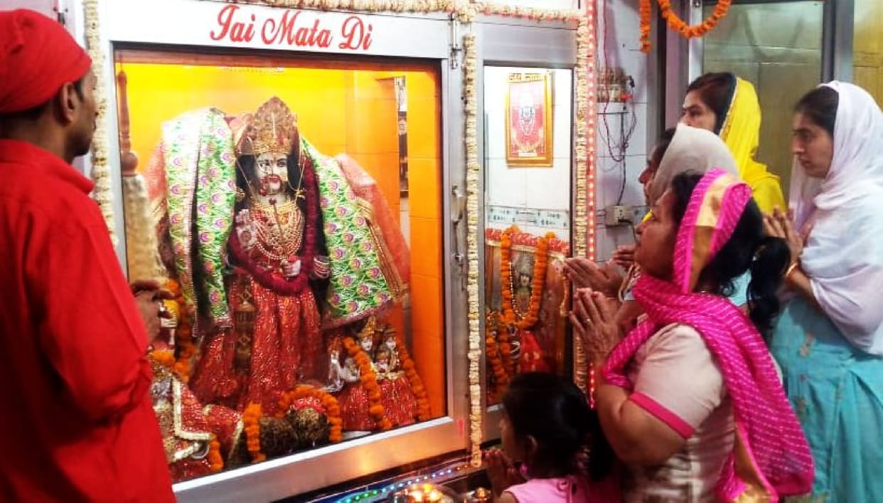 Worship of Skanda Mata, the goddess of love and affection
