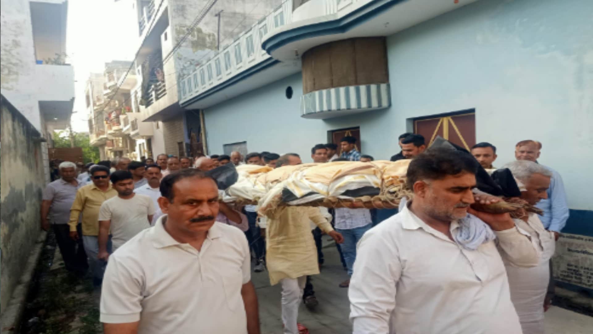 Double Murder: Sepoy Vikrant had shot the father and son in a moving car, did this work to remove traces of blood