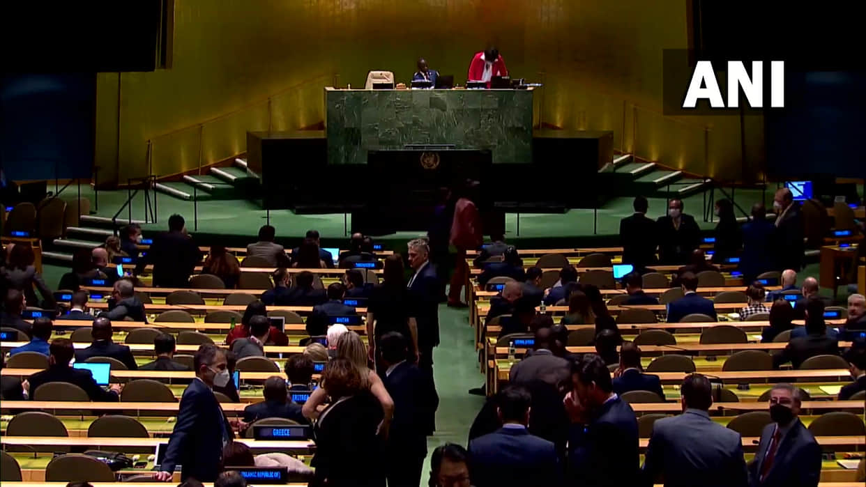 UN General Assembly calls for Russia to be held accountable for invading Ukraine, and paying reparations