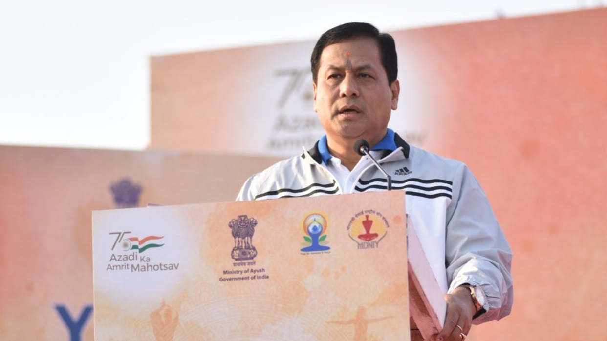 Sarbananda Sonowal says government to consduct special events at 75 heritage and iconic sites on International Yoga Day 2022 news in Hindi
