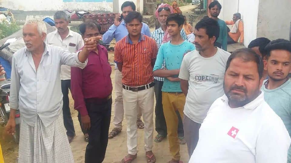 sudden fire breaks out in three houses of Kasganj