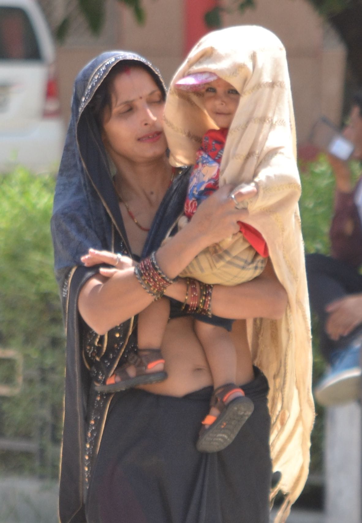 Kanpur dehat : Temperature 40.6 degree, people are troubled by strong sunlight and heat wave