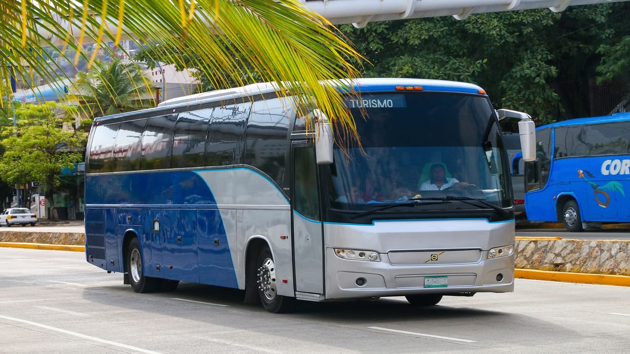 how to book bus tickets online for upsrtc utility news in hindi