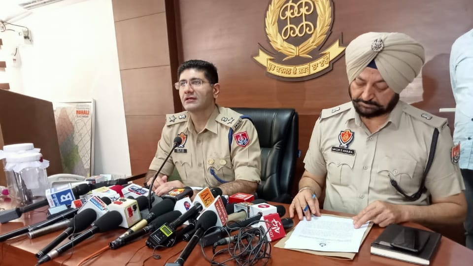 Close aide of gangster jaipal bhullar arrested