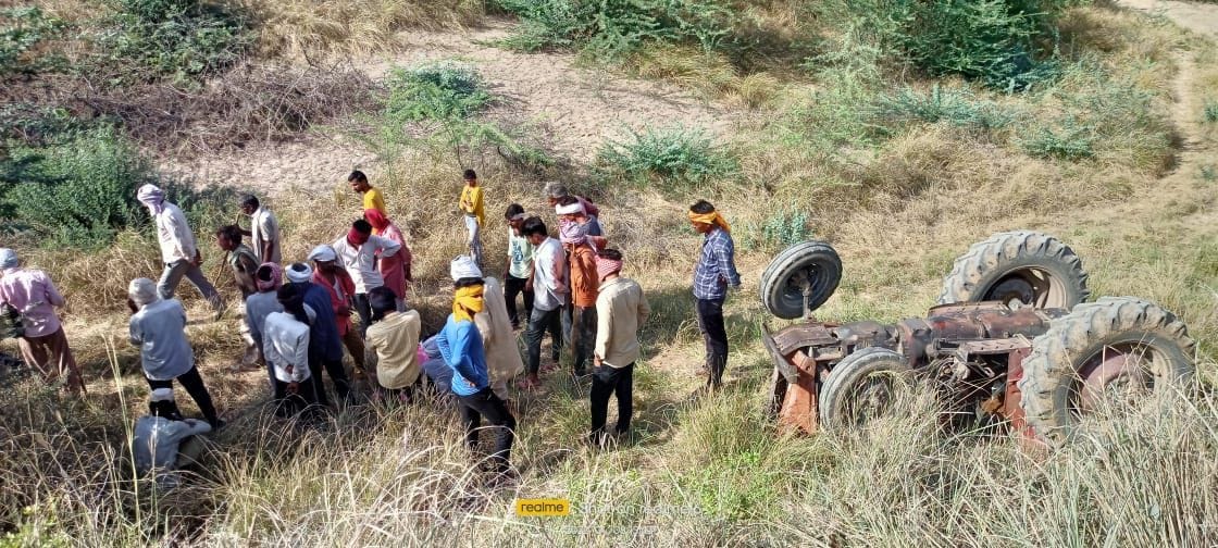 accident,death,hospital,police,tractor