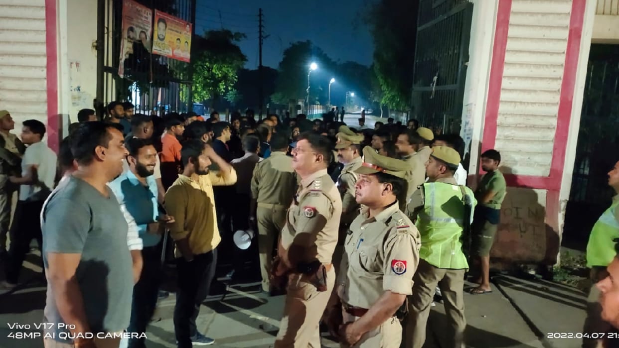 Throwing stuff out of hostel angry students blocked road