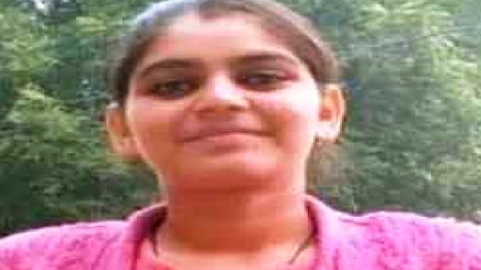 girl committed suicide by consuming poison before marriage in Mathura