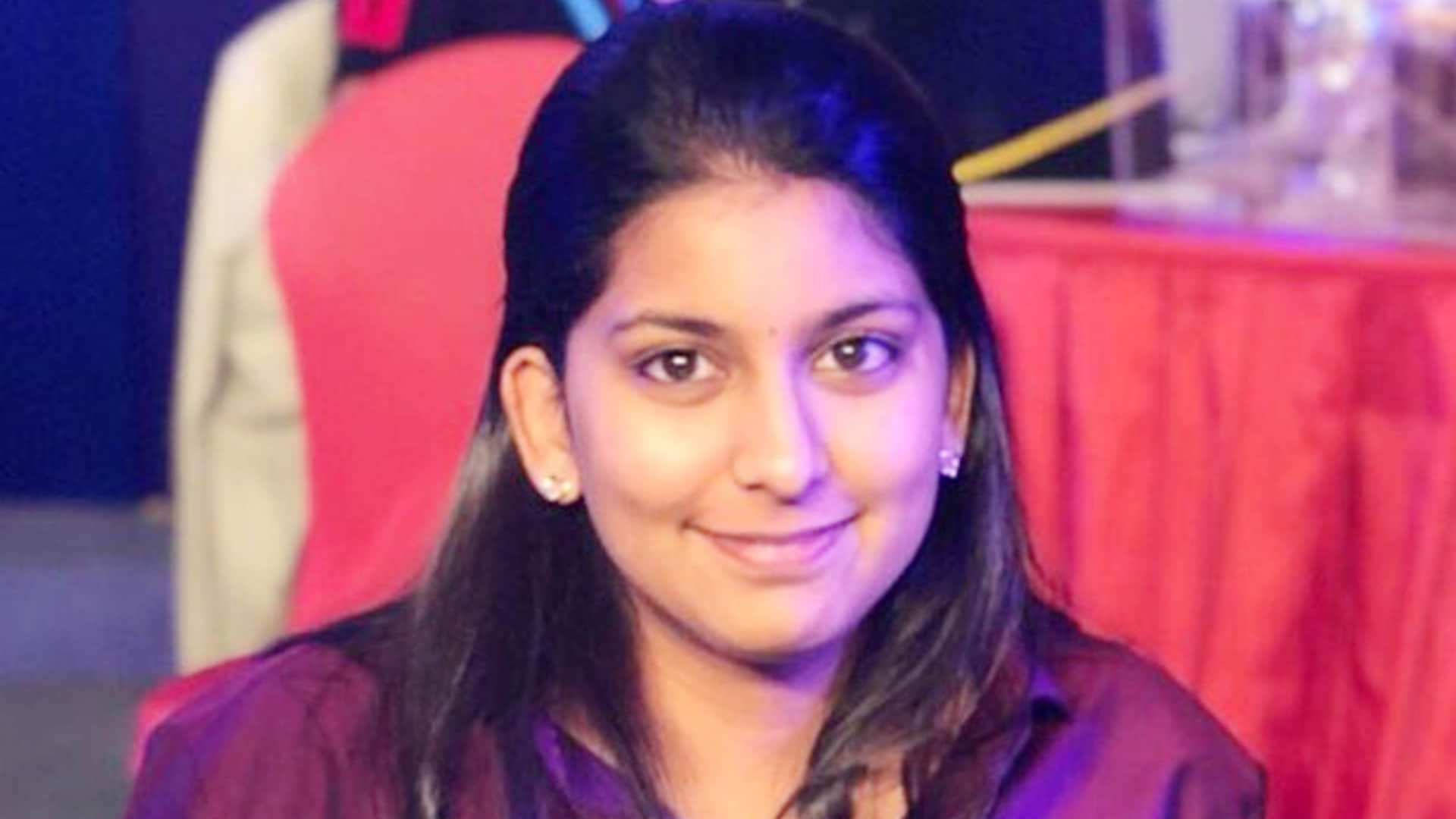 IPL 2022: Juhi Chawla's daughter Jhanvi Mehta was shocked to see Pat Cummins stormy innings, said- KKR please send replacement of heart