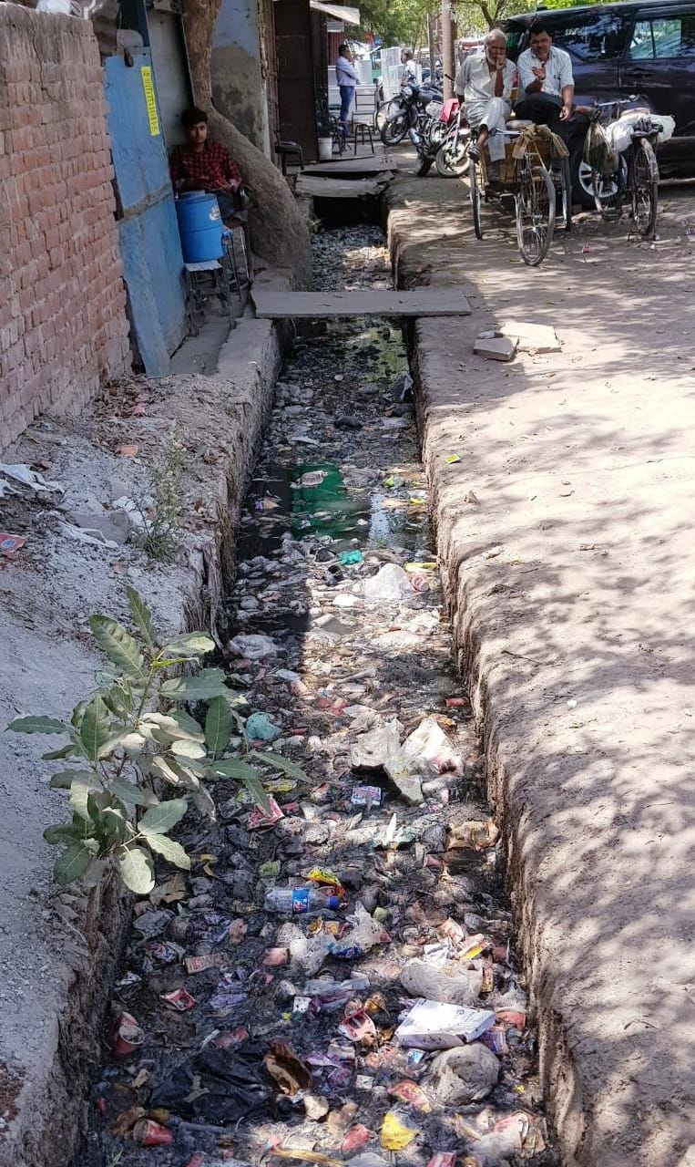 Reality of Communicable Disease Control Campaign: Drain chokes, this way communicable diseases will stop