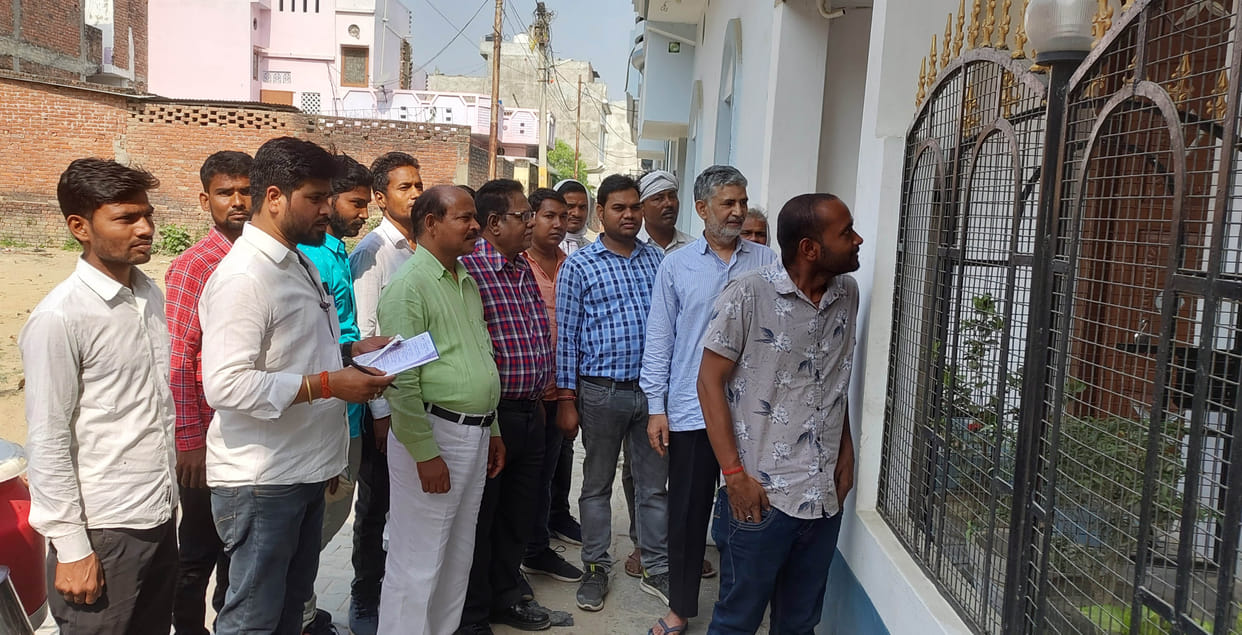 Power cut in 17 houses in checking campaign